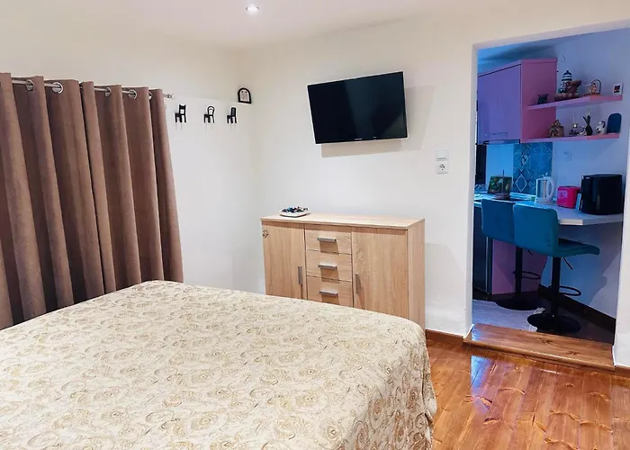 Antoaneta Apartman Panajía